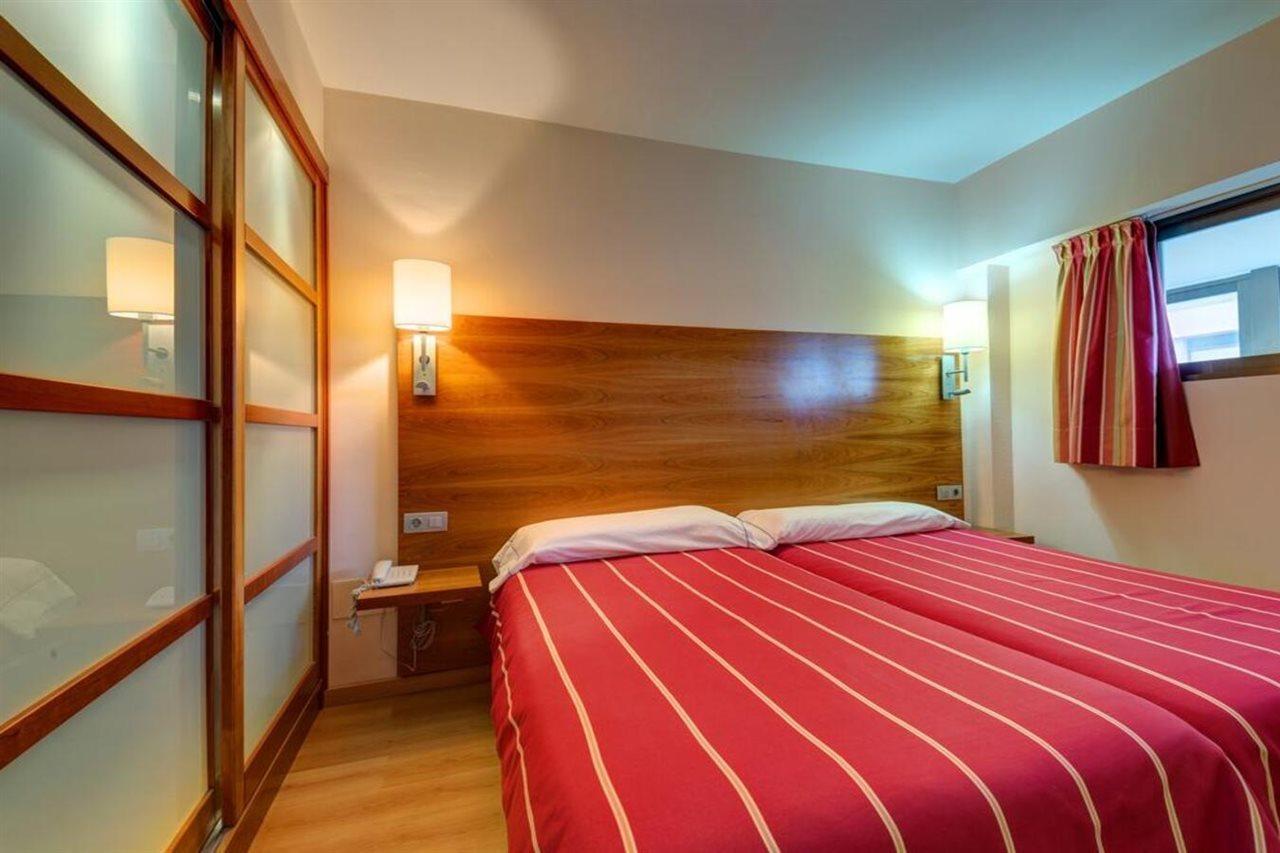 Hotel Astuy Isla Exterior photo