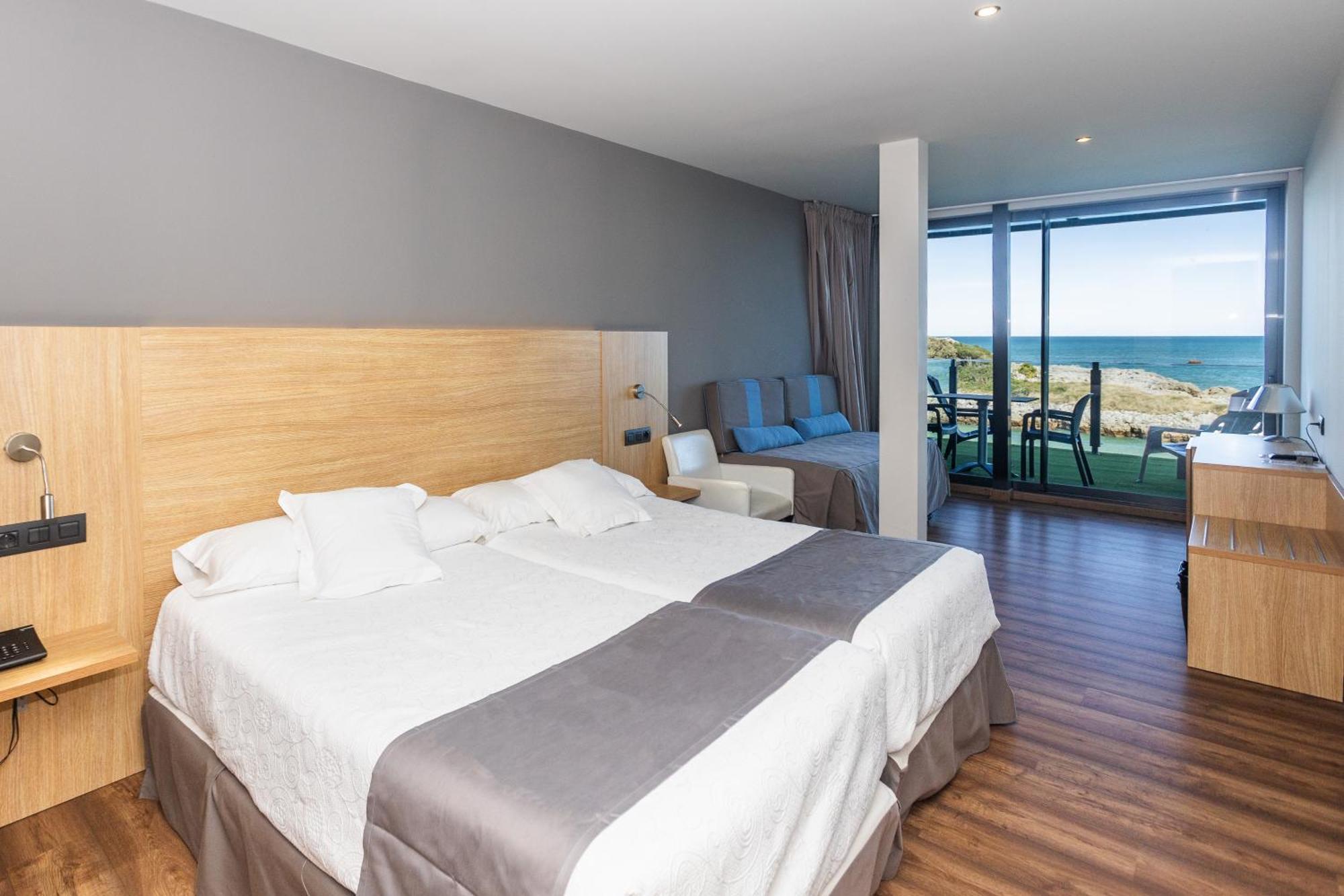Hotel Astuy Isla Exterior photo