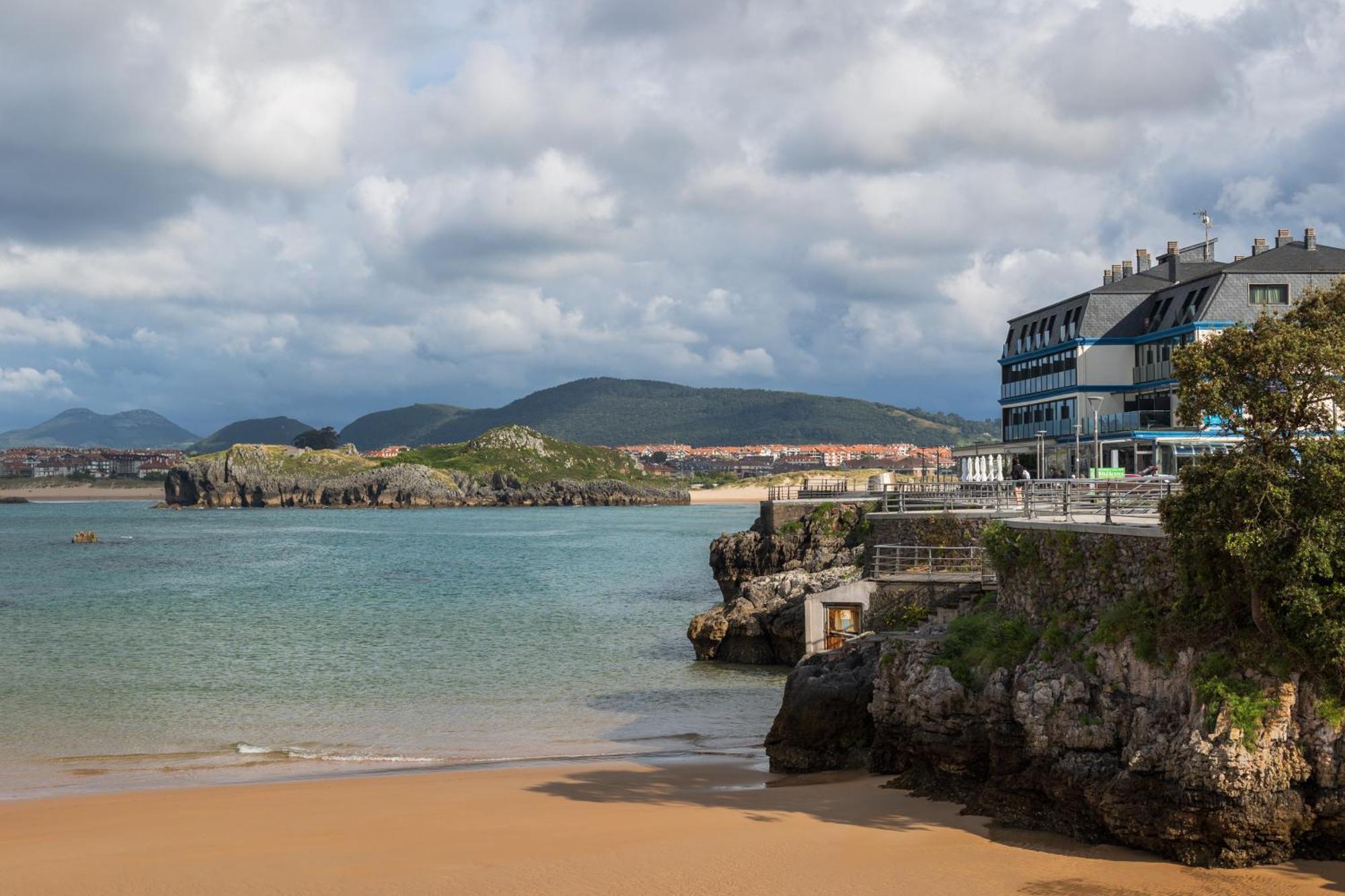 Hotel Astuy Isla Exterior photo